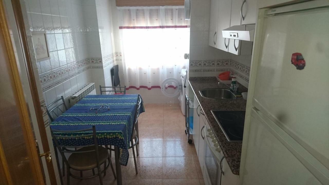 Апартаменты Apartamento Rapitan Хака Экстерьер фото